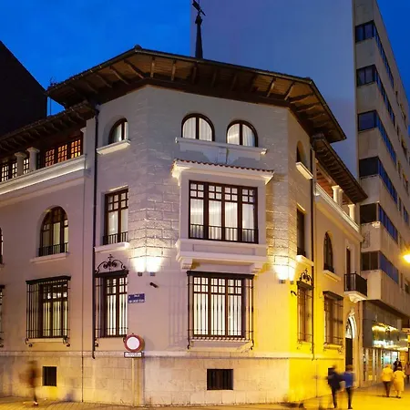 Palacete Colonial ليون