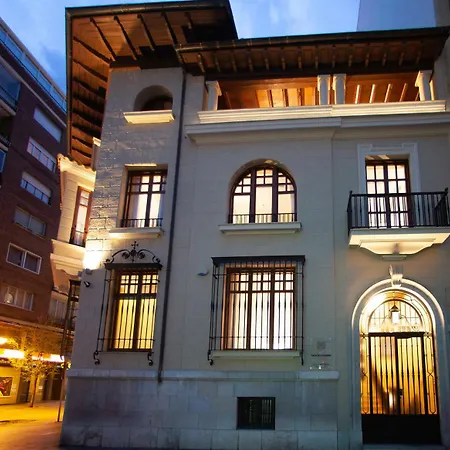 Palacete Colonial 3* León