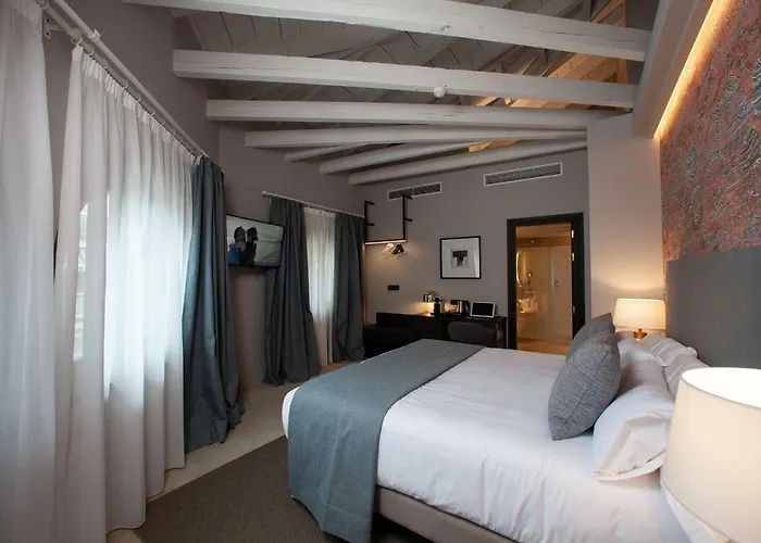 Hotel Palacete Colonial León