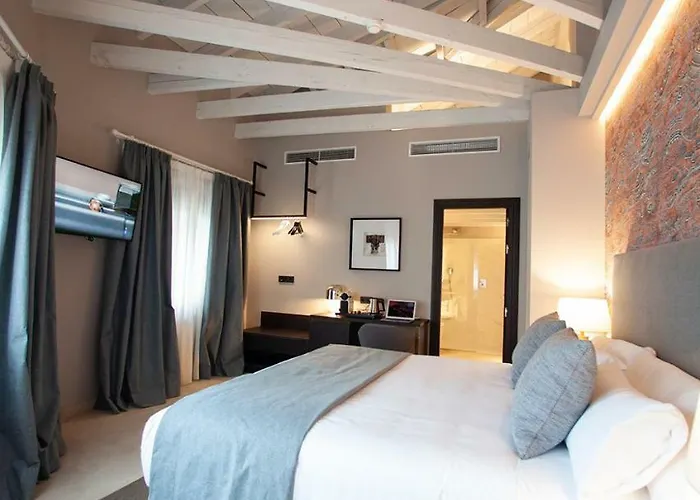 Palacete Colonial 3* León