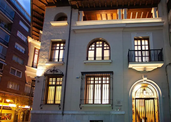 Palacete Colonial 3* León